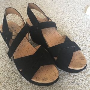 Korkease Ava Black Suede